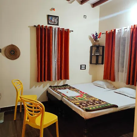 Sri Sai Homestay Hampi Exterior photo